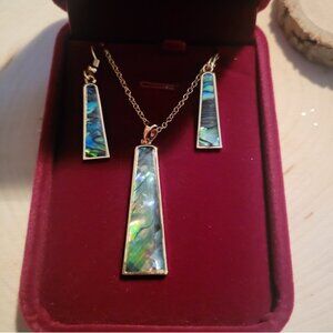 Abalone 18k gold plated NWOT